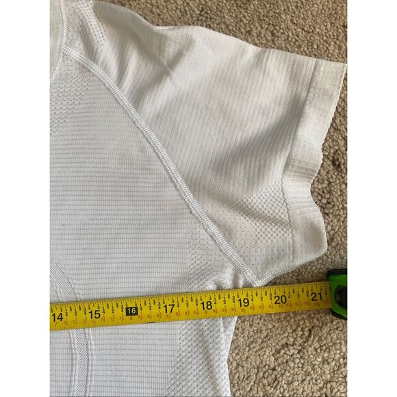 Lululemon Swiftly Tech Short Sleeve crew size 12 - Picture 5 of 6
